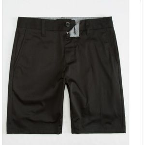BLUE CROWN Slim Black Mens Chino Shorts